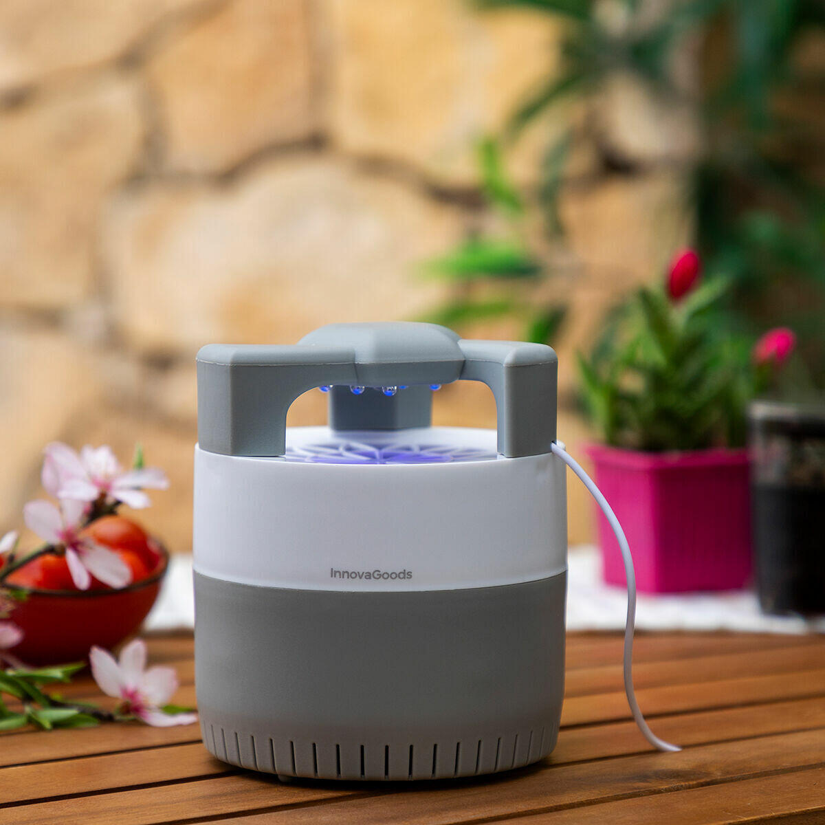 KL Silen InnovaGoods Suction Mosquito Repellent Lamp